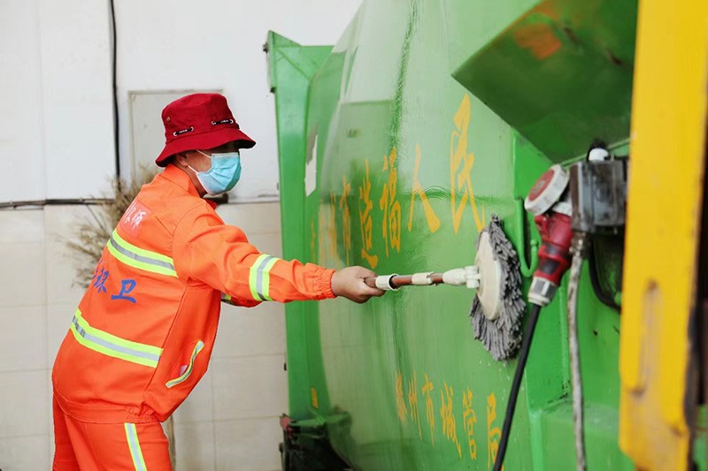 环卫工人道路清扫工具图片