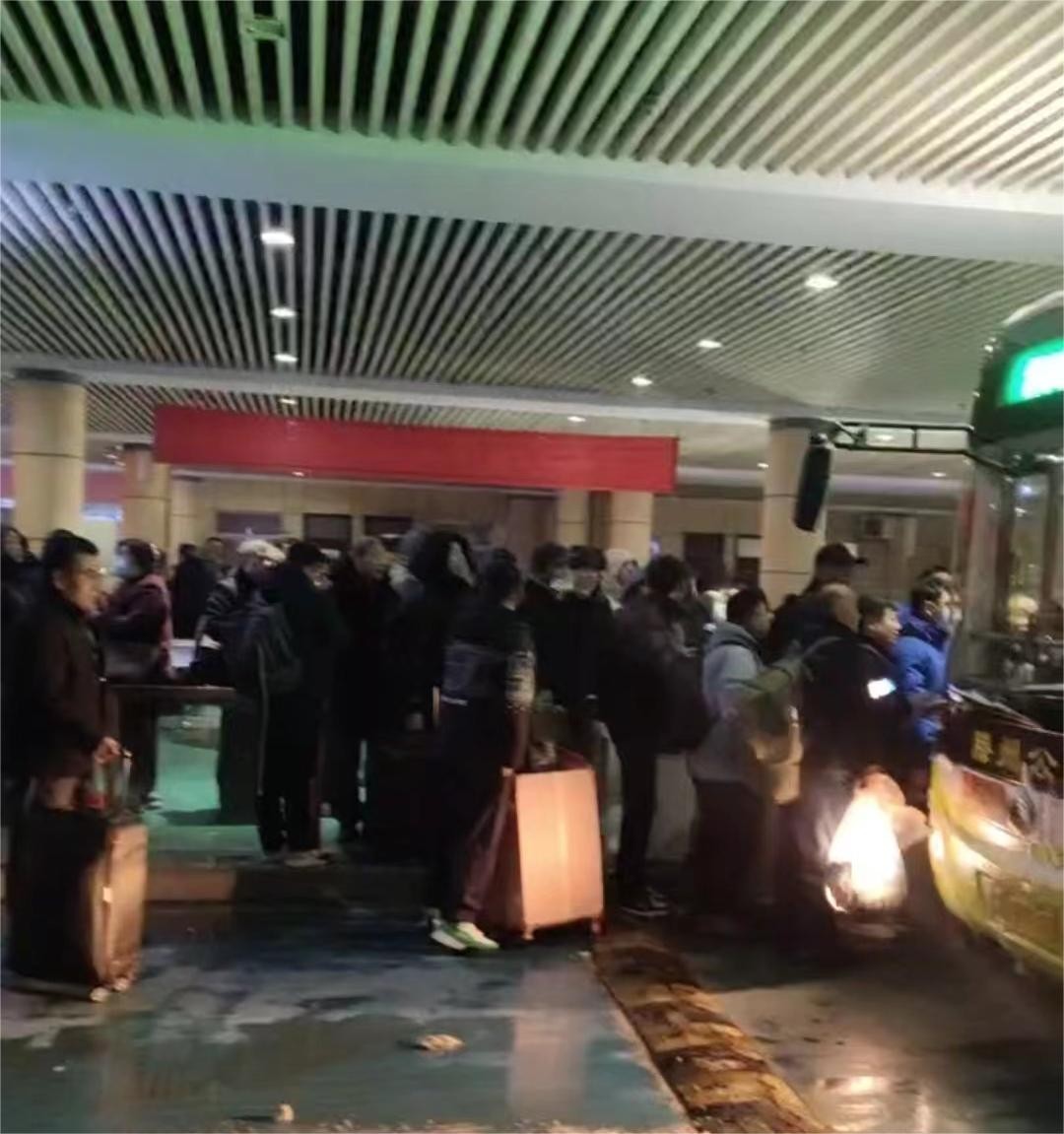 候车乘客