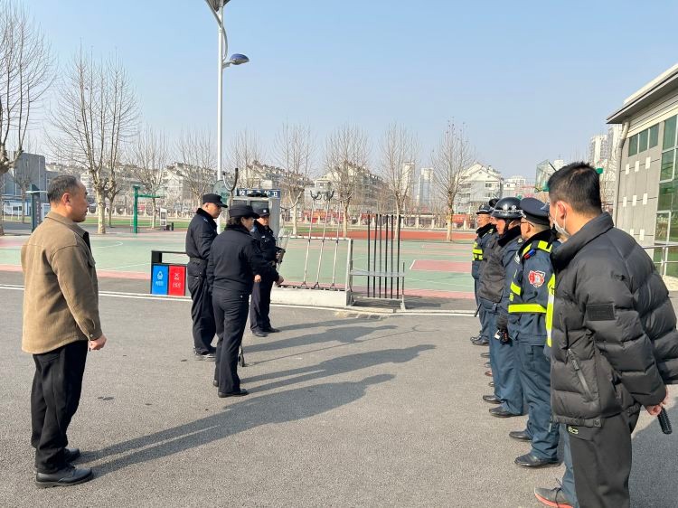 李俊俊警官指导