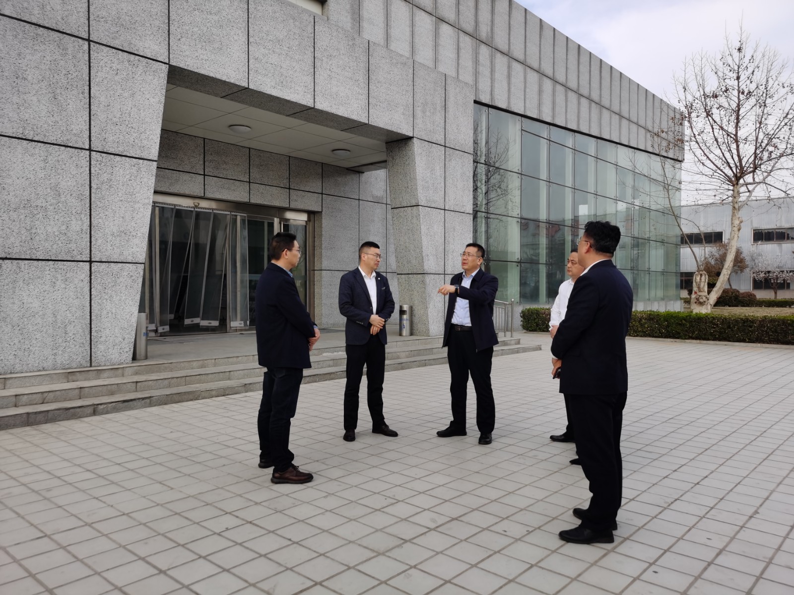 20240321：東風汽車貿易有限公司到交發(fā)集團洽談交流合作事宜