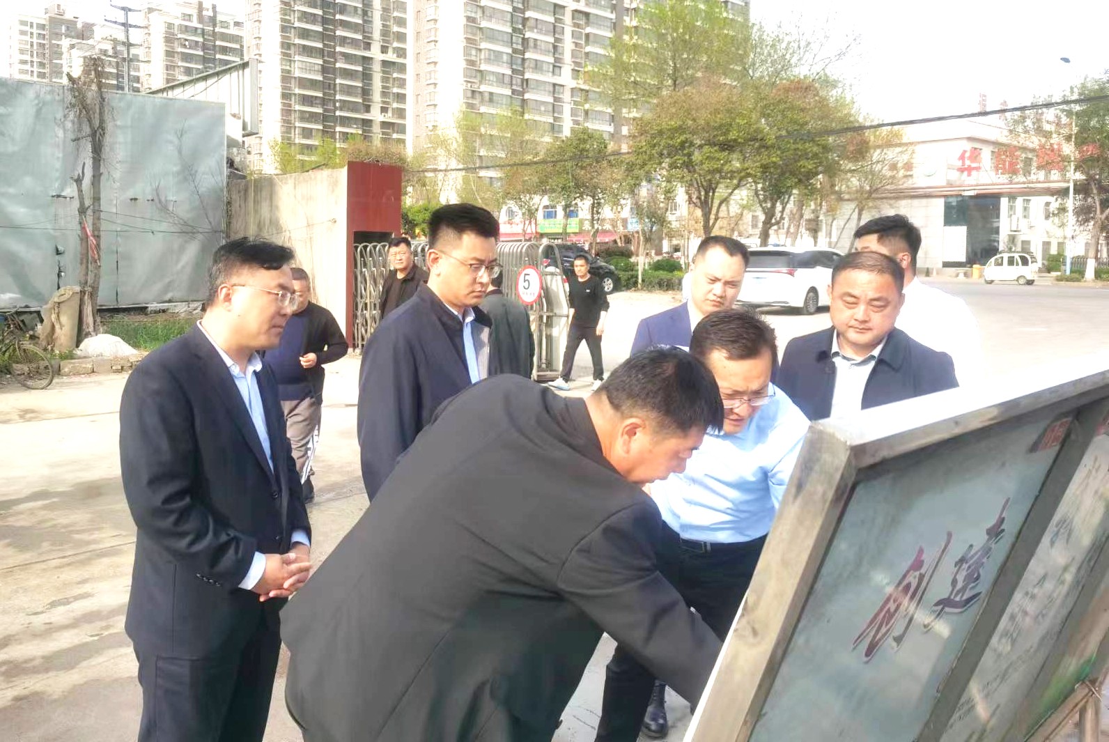 20240401：中建四局青島分公司一行到交發(fā)集團(tuán)國(guó)運(yùn)公司洽談合作