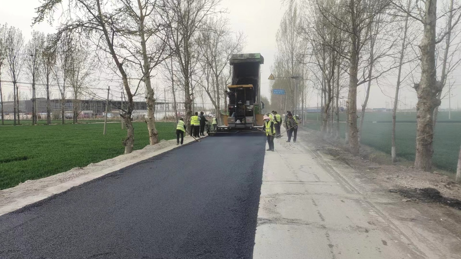交發(fā)集團通大路橋公司清明假期不打烊