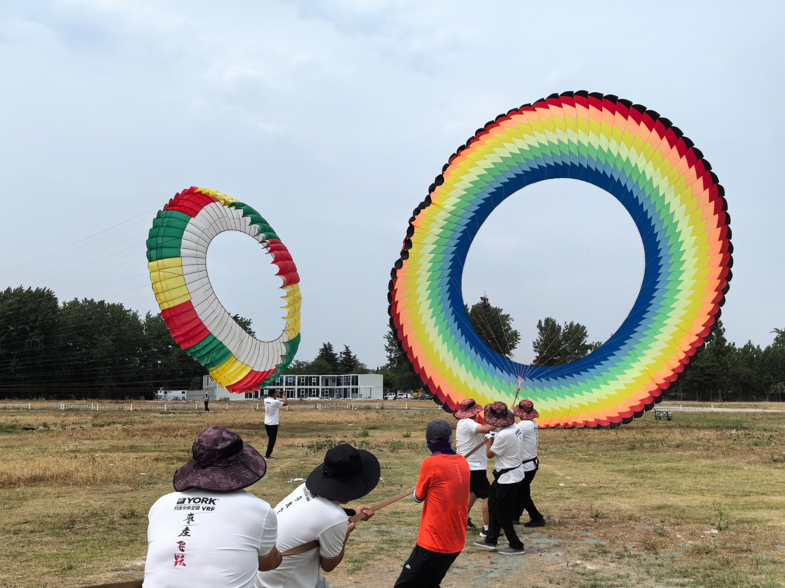 2efd18d11c864522c18f2770eeb62a8