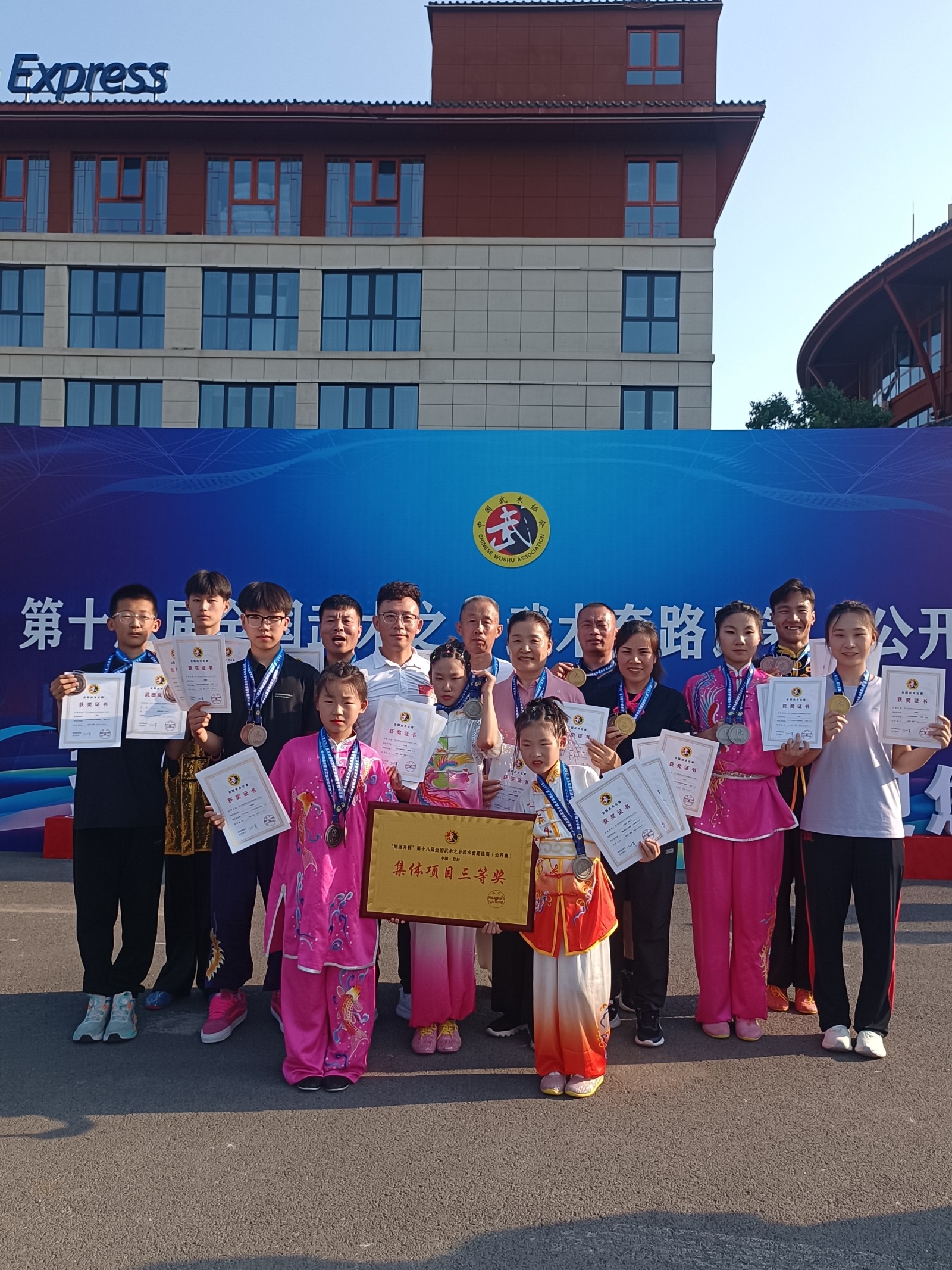 d8042948ee9aeae01b6d0d8ee84f21f