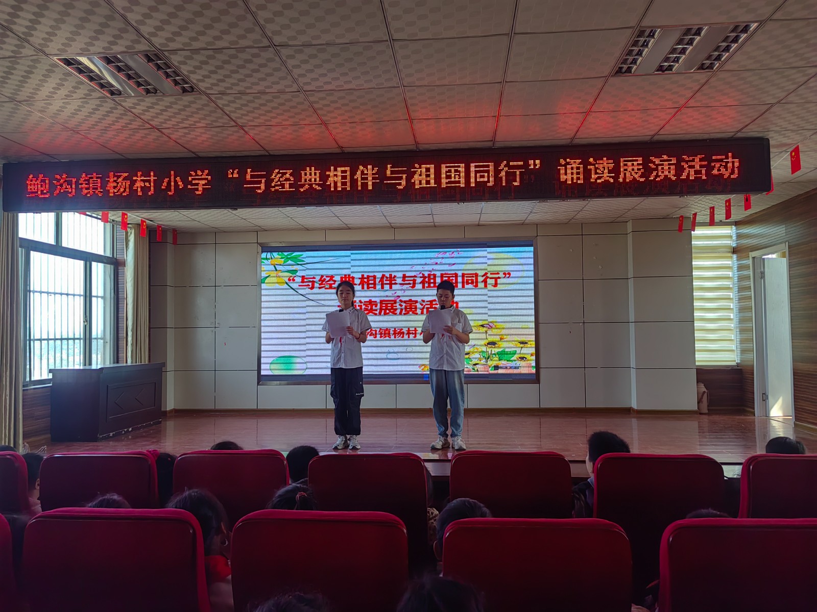 8c5cf3ddd3bea46b97cff08bcfaef09