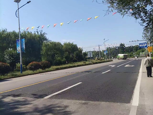 红荷路路面维修