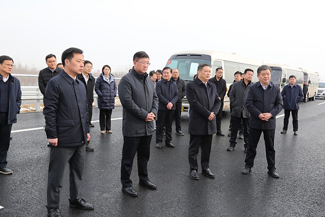 20241212市政协组织开展“两环两连六站场”交通重大工程专题视察活动