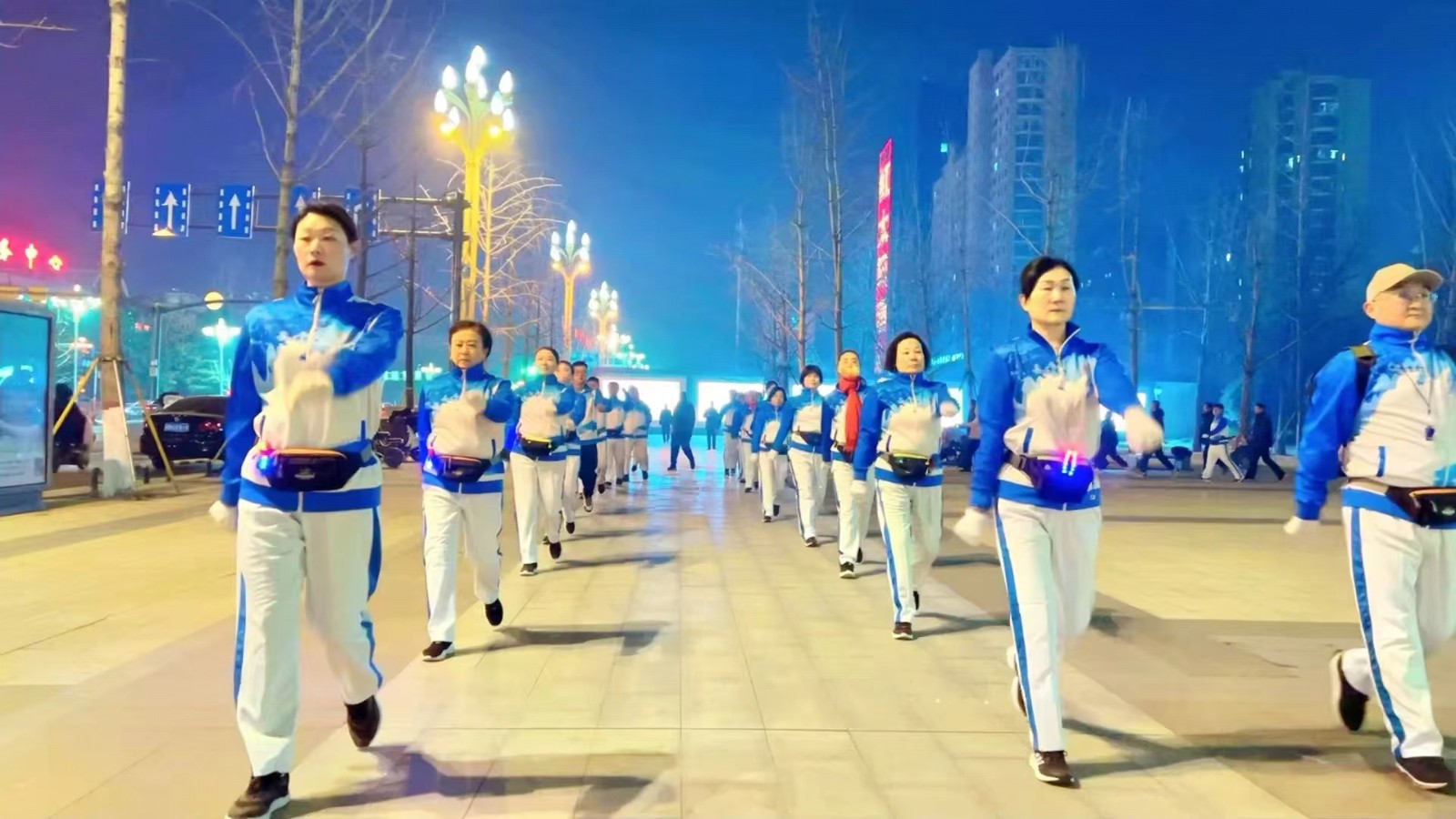 滕州市市民公园健身俱乐部2