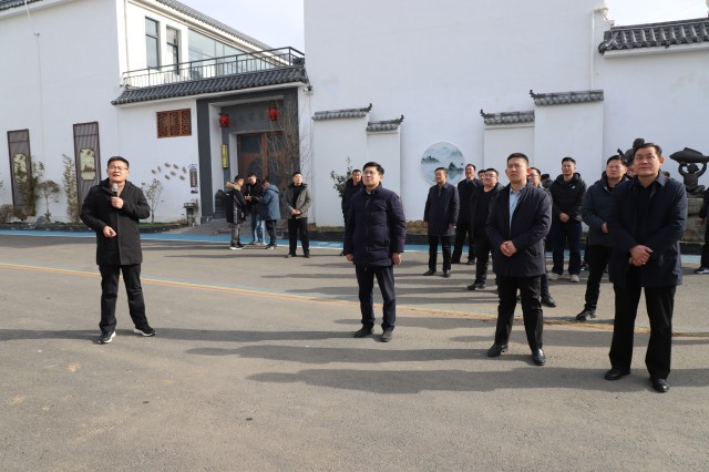 洪绪镇调研、领导干部学习