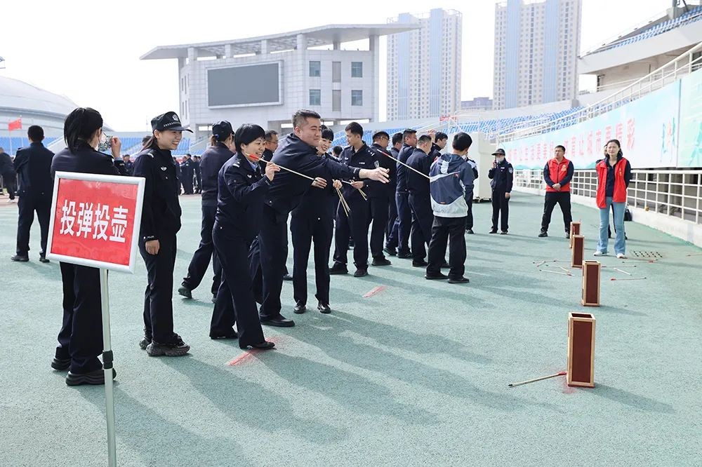 20250411_滕州市公安局举行2025年春季运动会_37
