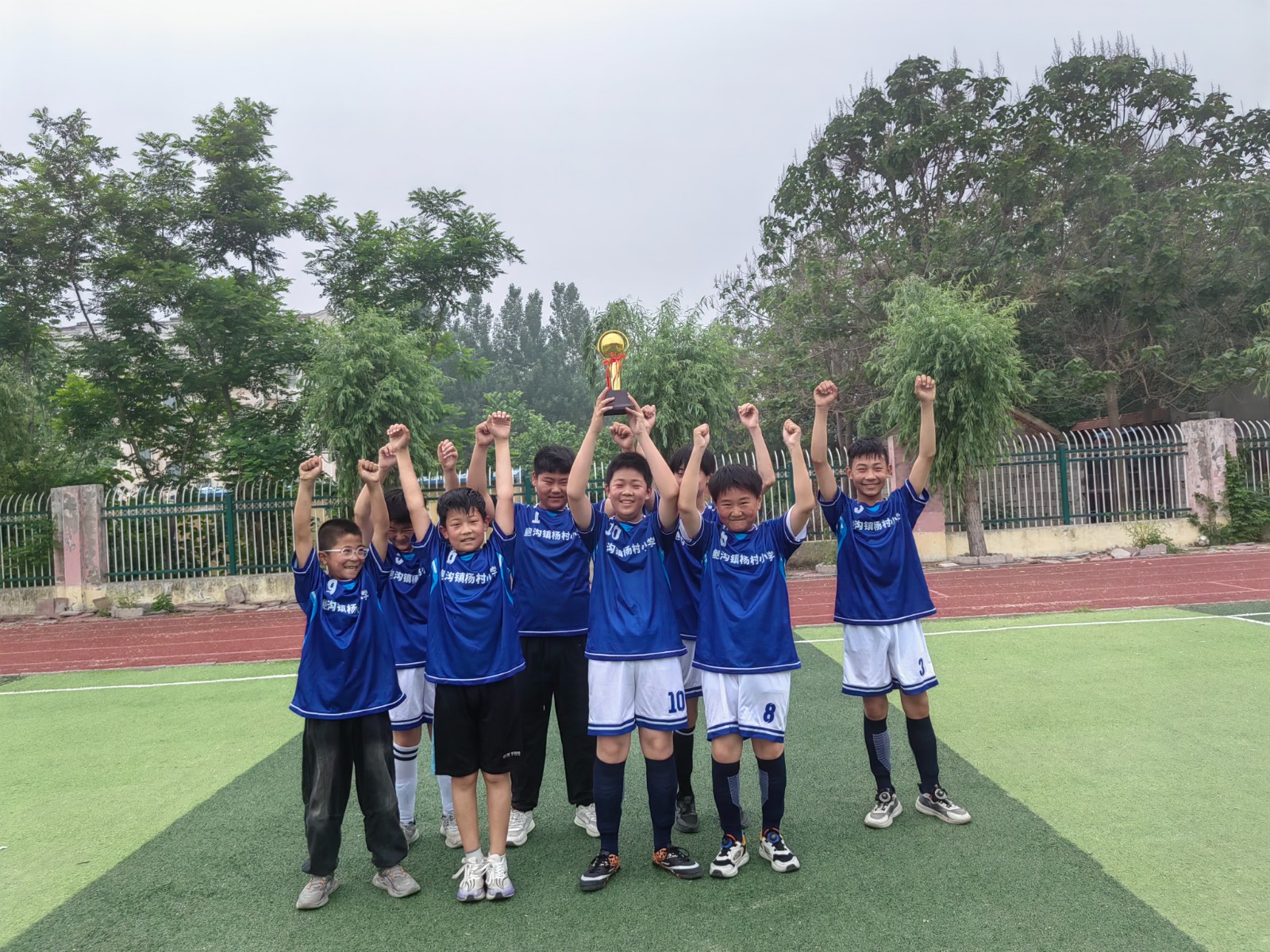 04df4df80d563b654a6f147791ad704