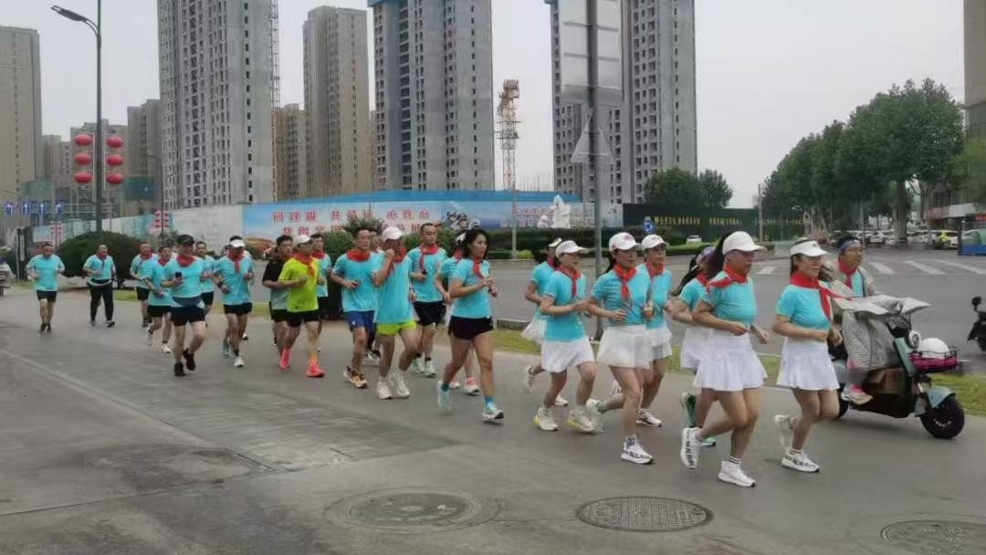滕州晨跑队2