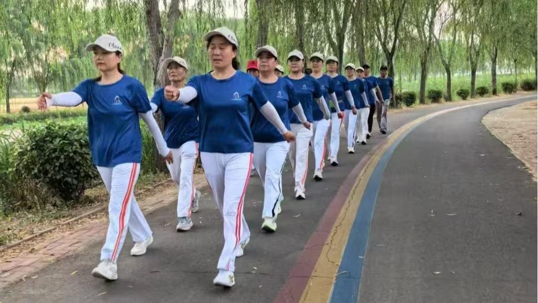 官桥古薛健走队2