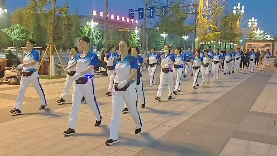 滕州市市民公园健身俱乐部2