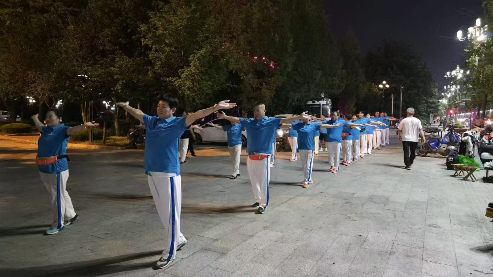 梦金园科学运动健身团2