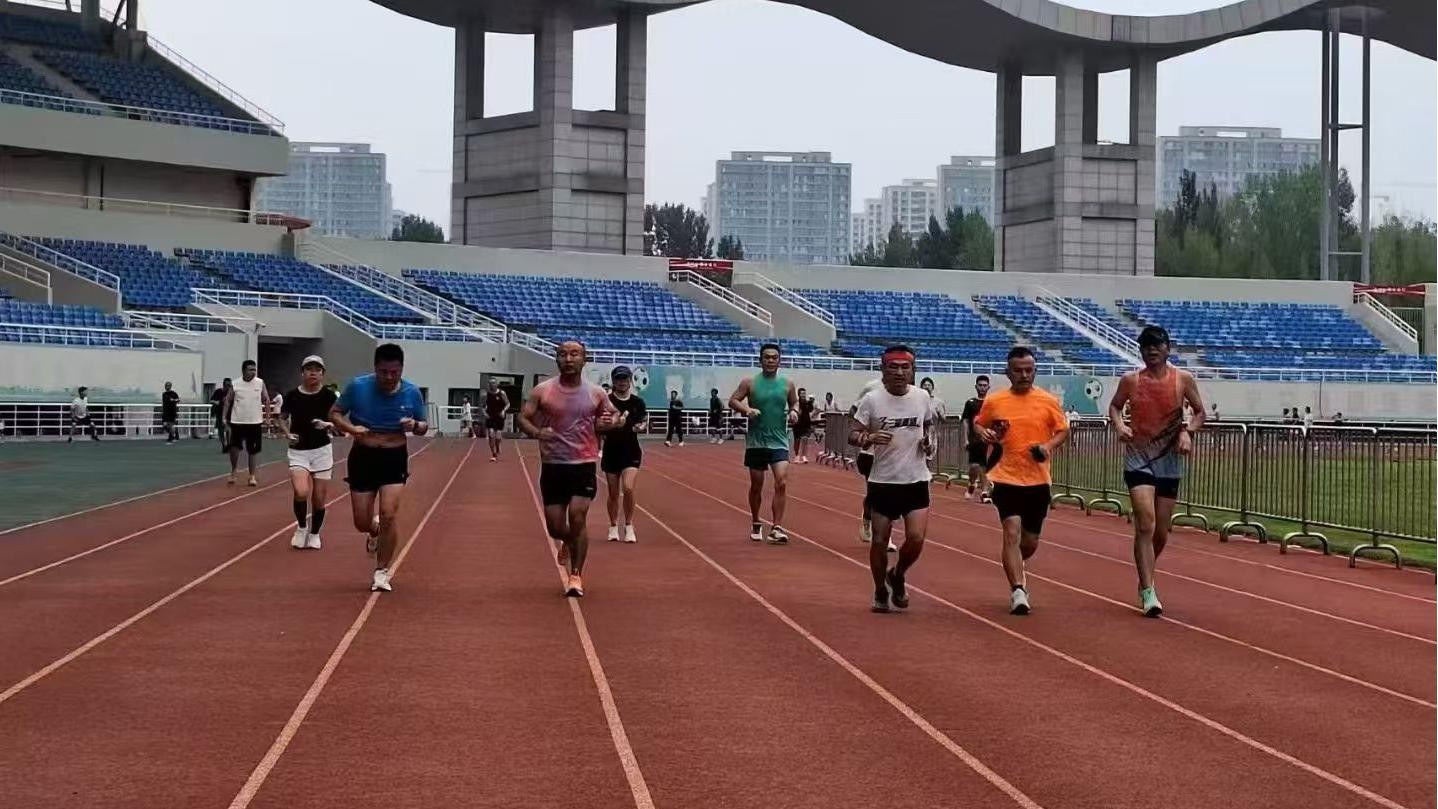 三号赛道滕州跑团2