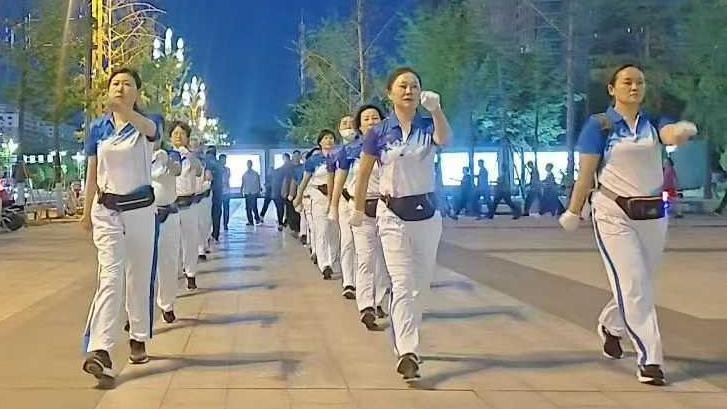 滕州市市民公园健身俱乐部2