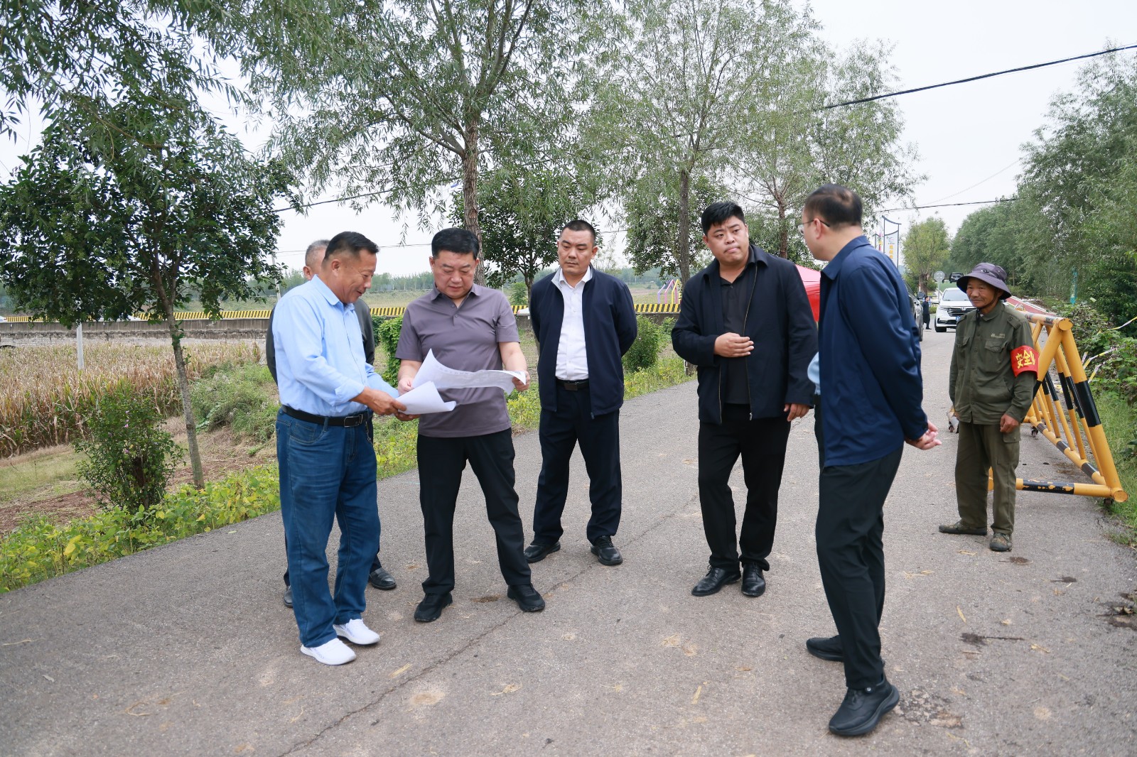 33b13d36f5d8b15d7525eaf931a2c937