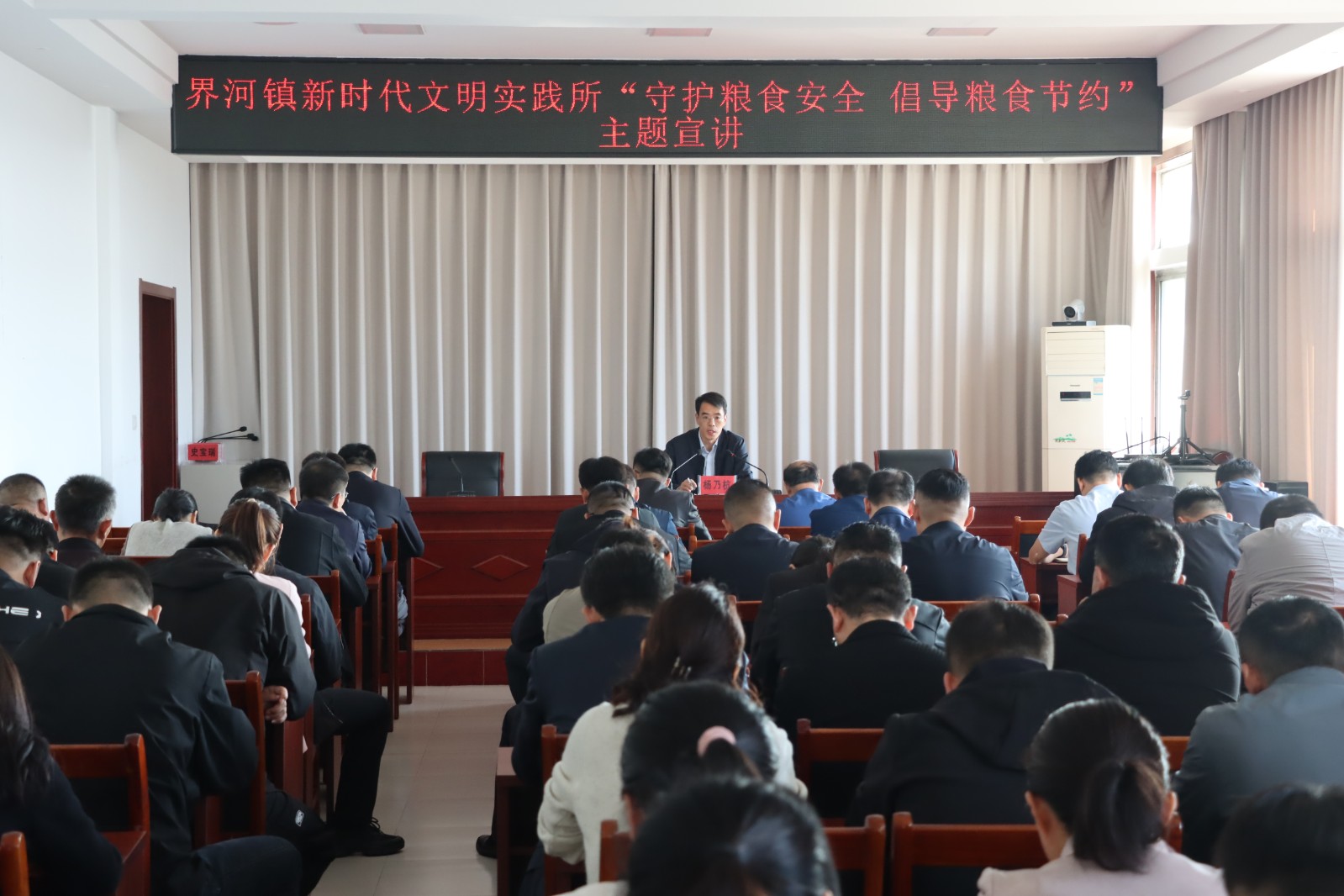 8070b0719148a7159f038b3791380879