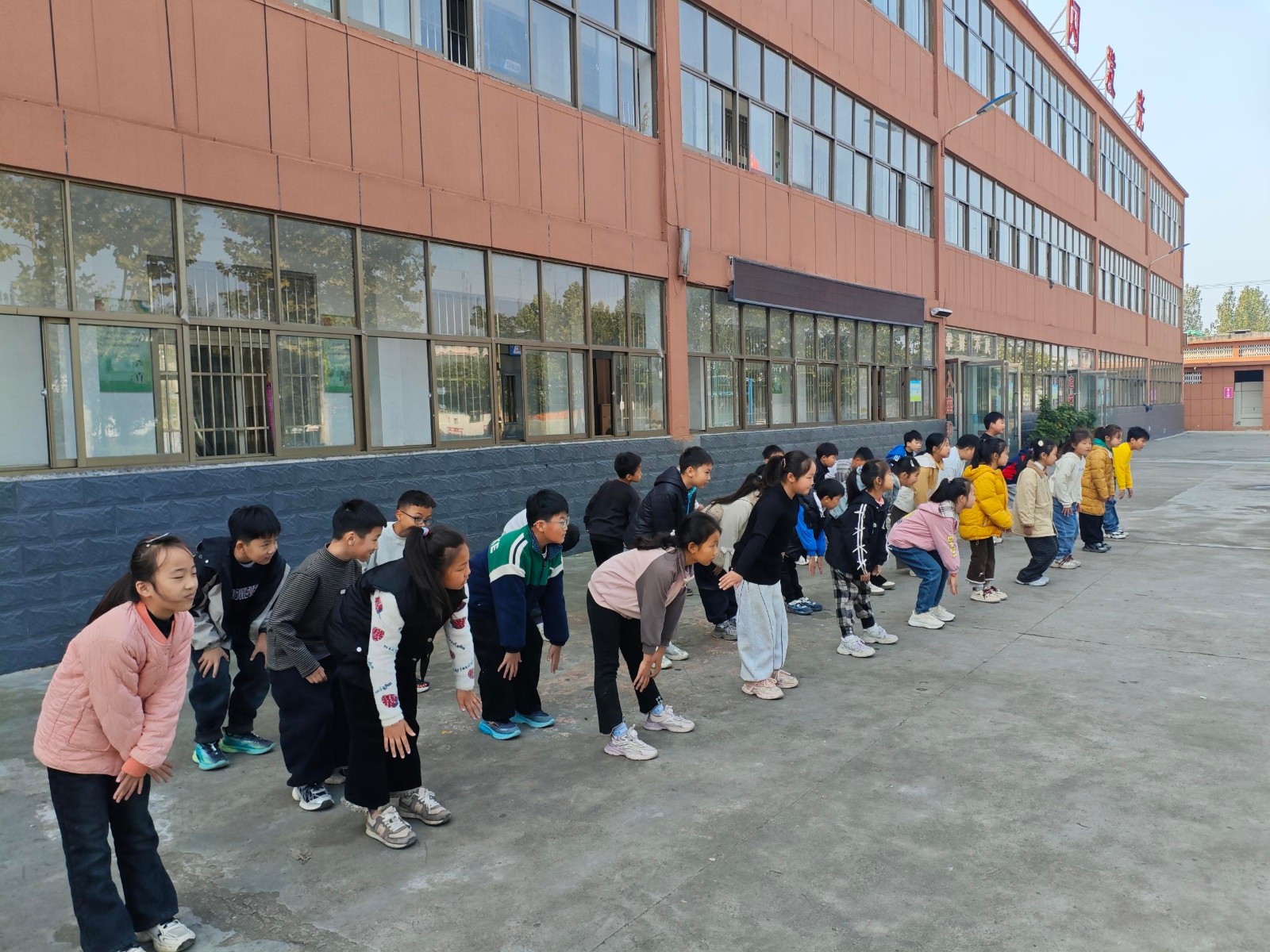 4c28748f41eb9d9ecc19ca521077175c_origin(1)