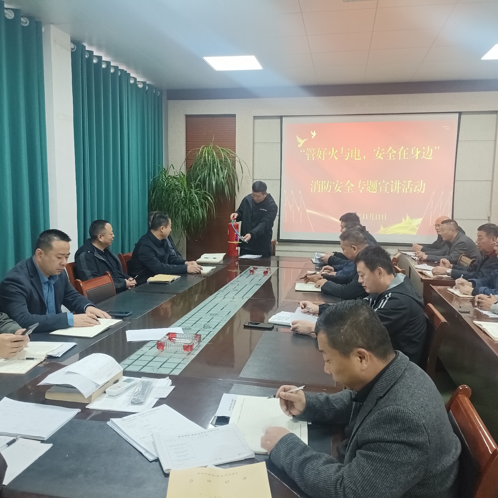 级索11宣讲近照