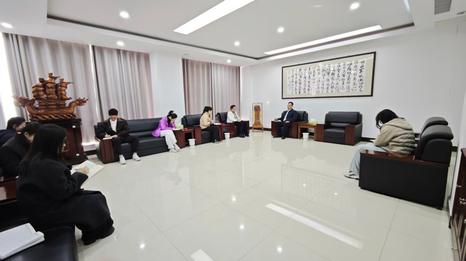 邱书记、李科长