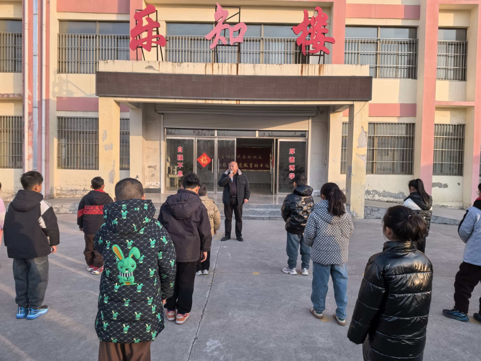 dec1432ab126fb1ce3c93b6d9faa96e2