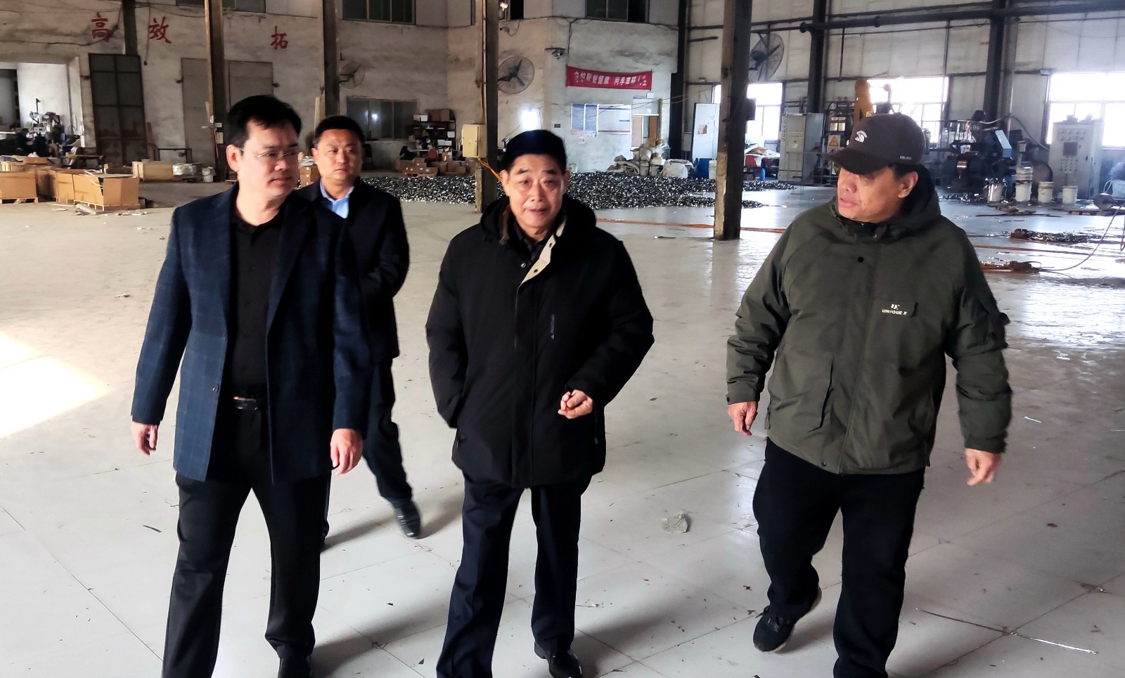 82499433815a82a81e939cabb3a753a6