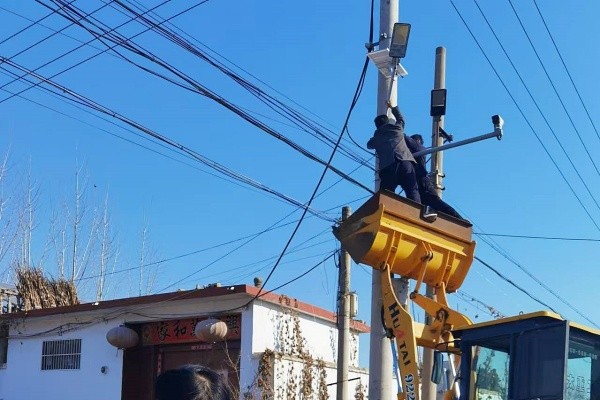 土城村安装40盏太阳能路灯，共花费12000元_1