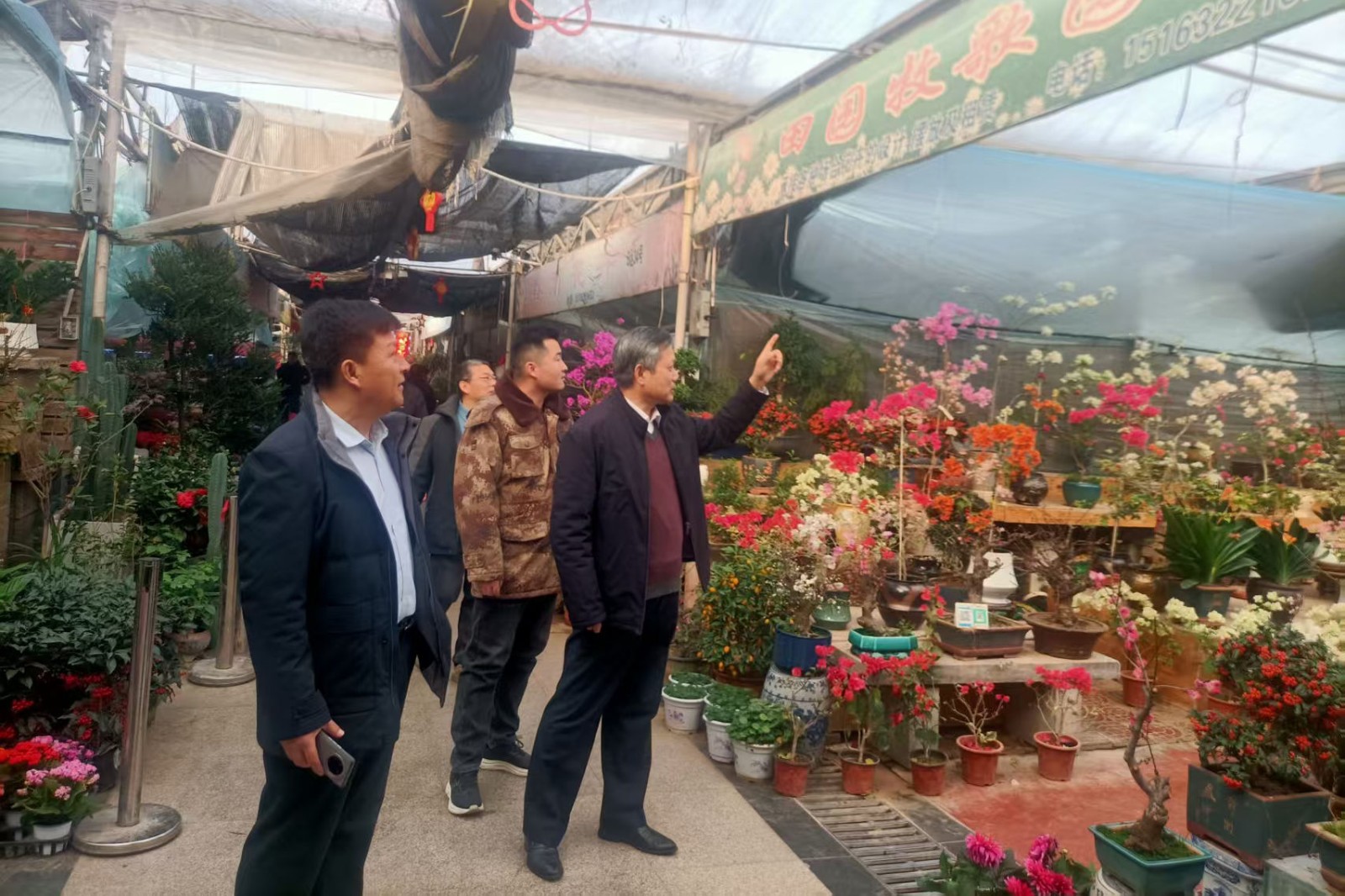 朱主任、刘主任安全生产_副本