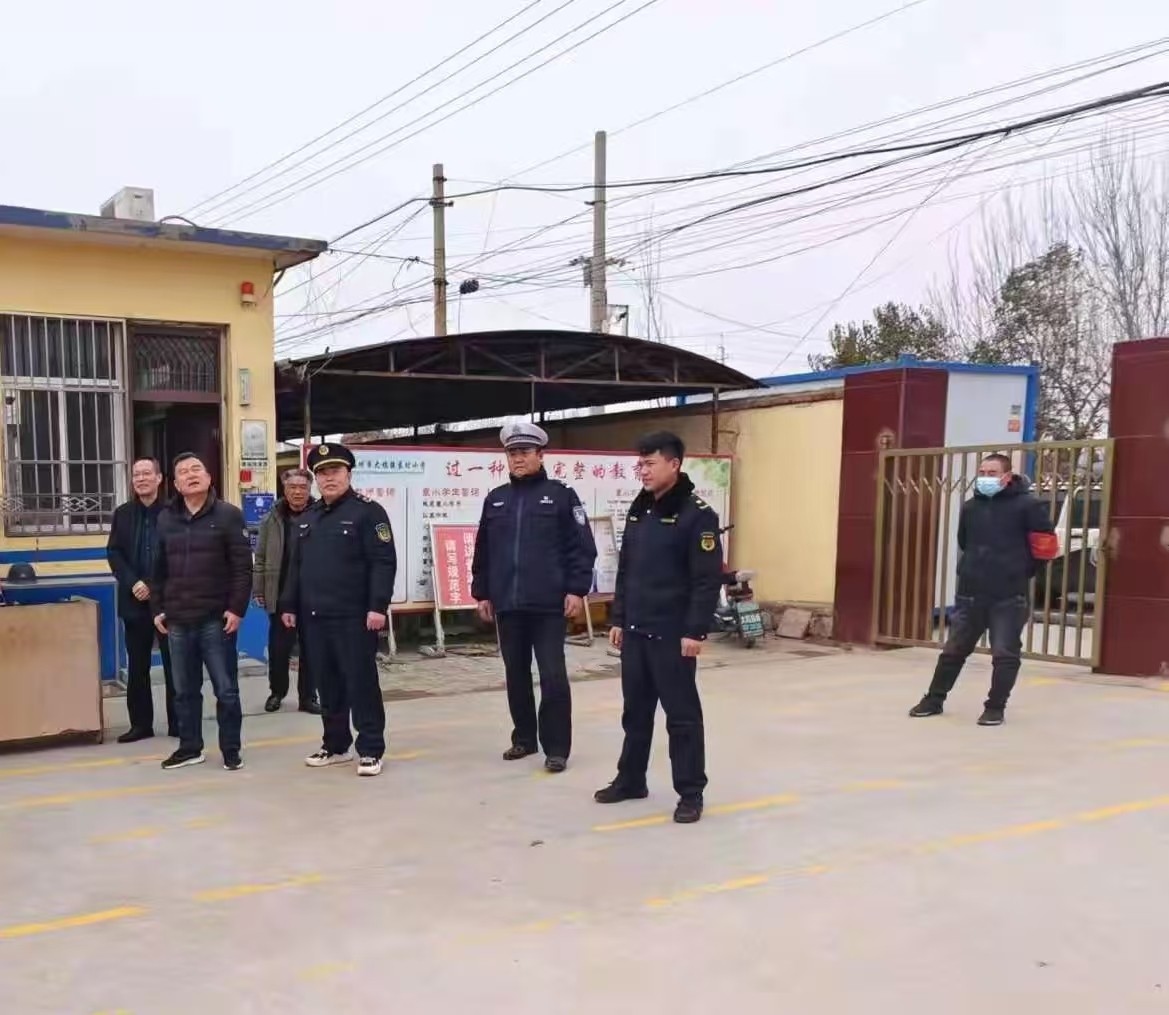 派出所民警视察1