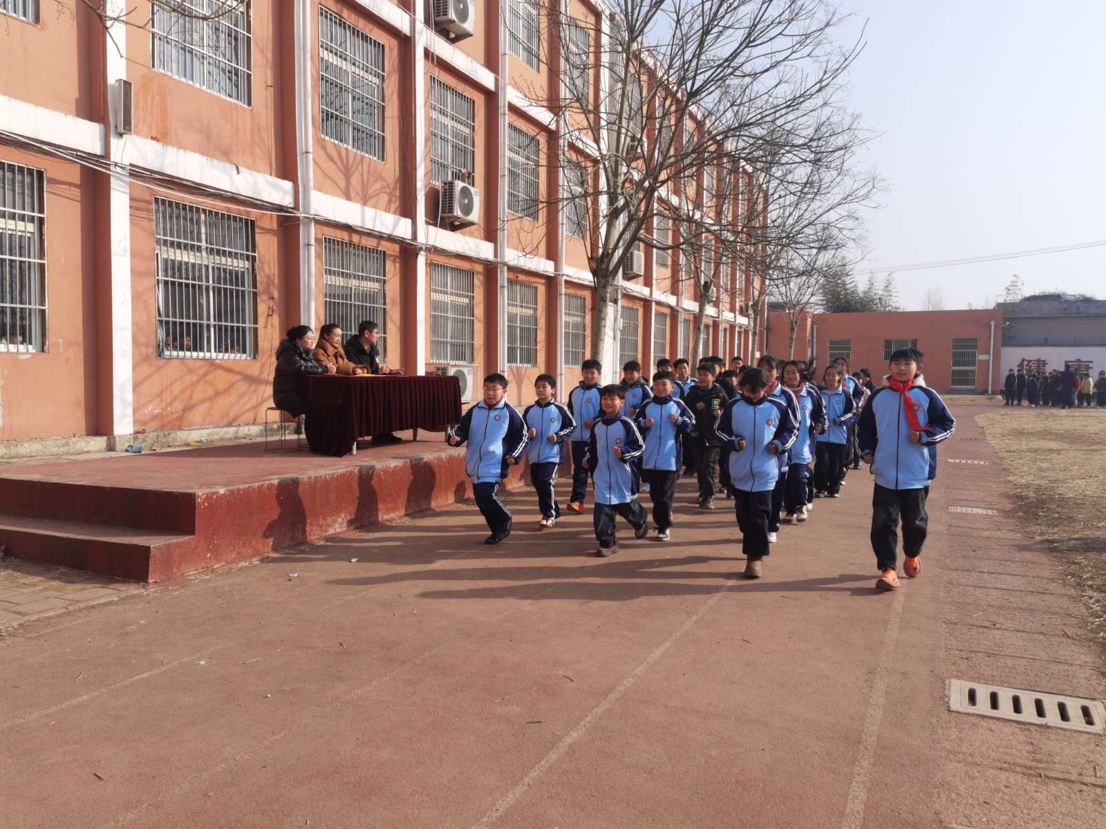 3ee55e07a3c1ebfc1dd6f70e2a070065_origin(1)