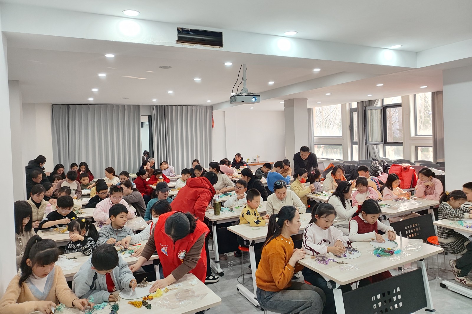 微信图片_20260307174909_2720_94