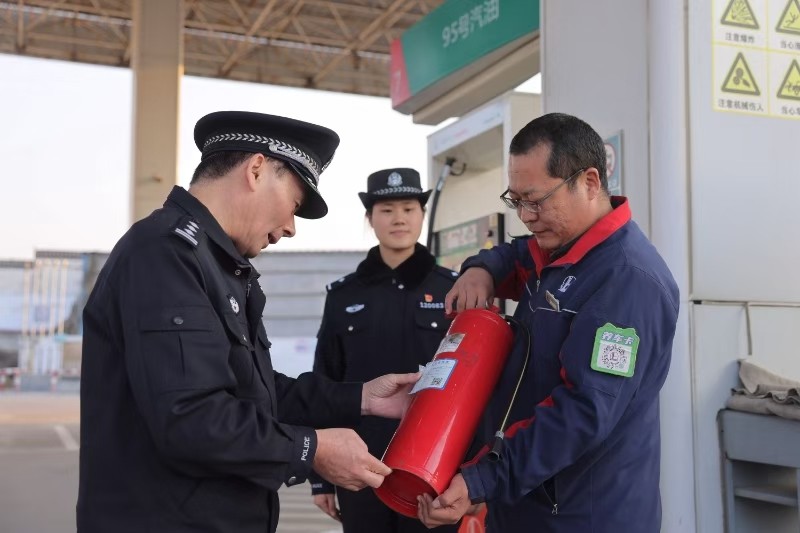 e6c415c85d789a3dc773fcac4fca9933