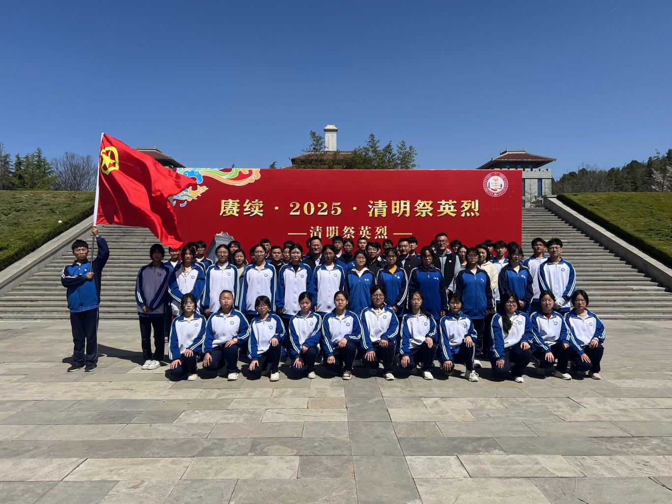 合影.jpg