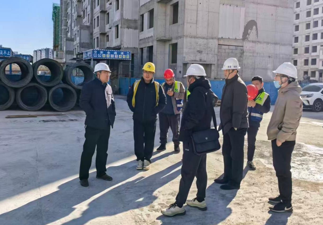 安质站对壹号院、何家疃安置项目冬期混凝土施工进行督导巡查