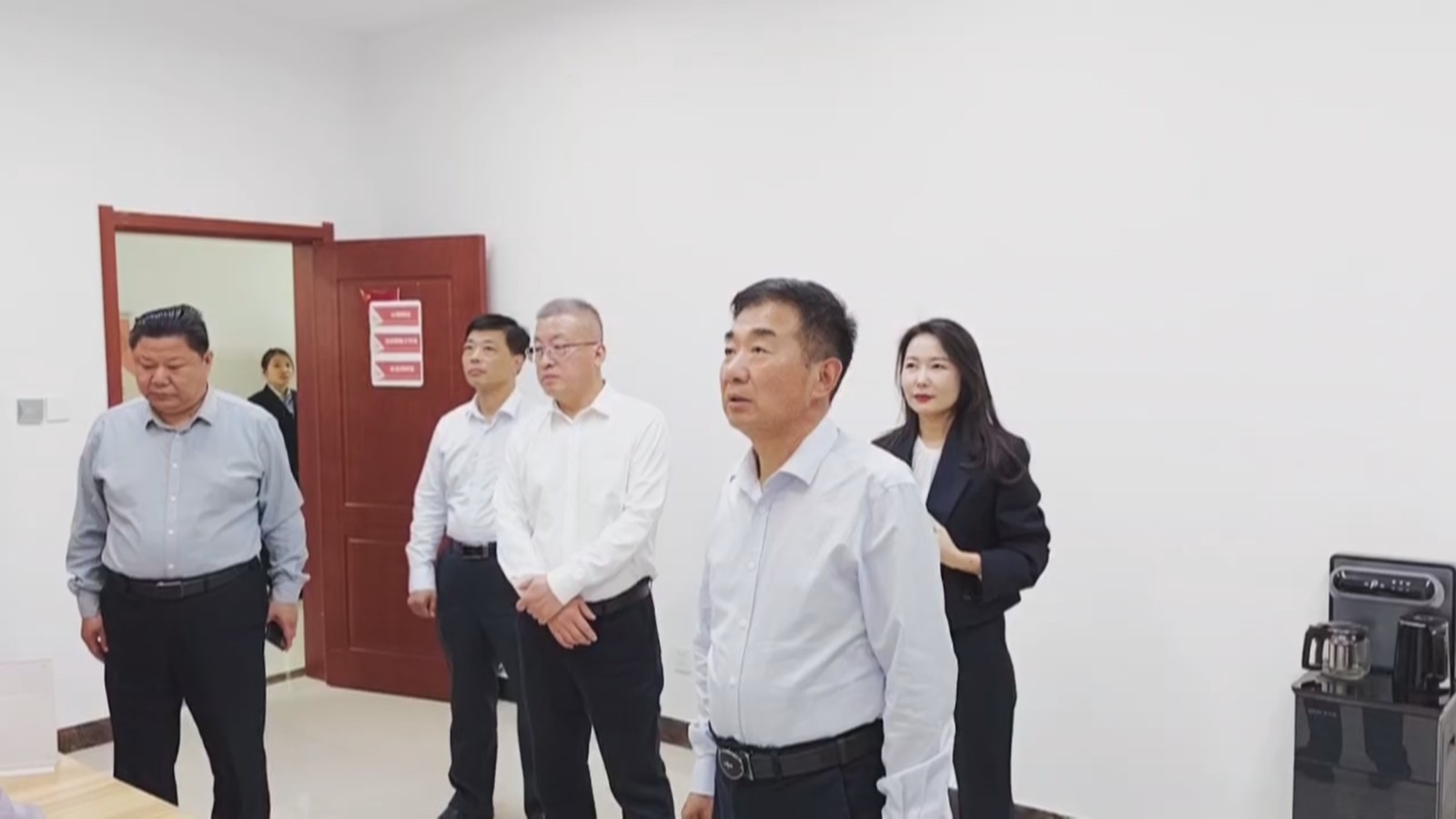 0428时政彭小猫2