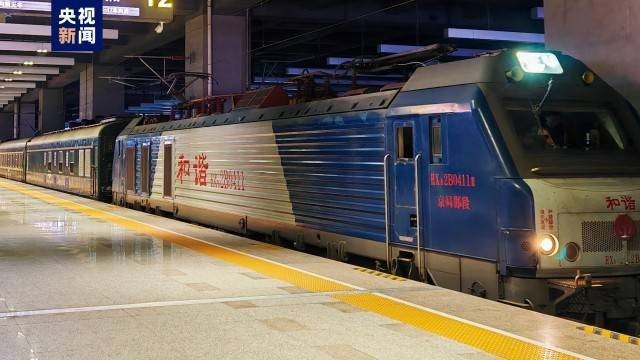 9f538d016fa84120bb824ac86d4880ee