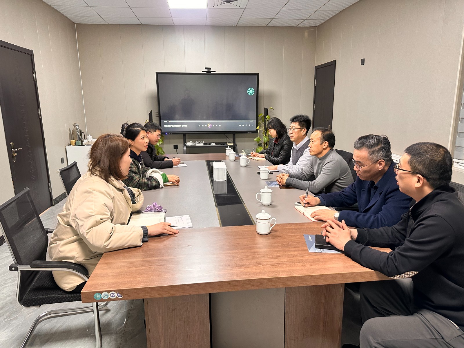 济南市科创中心产学研合作部部长田延彬一行赴佳脉气体开展调研活动