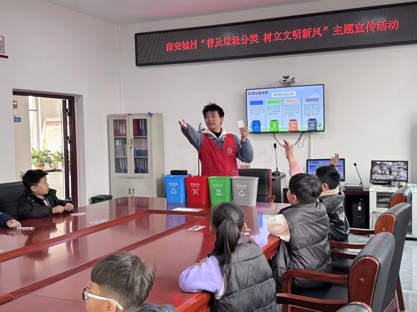 9da4fab5fd3d76adc66acf9822c34060