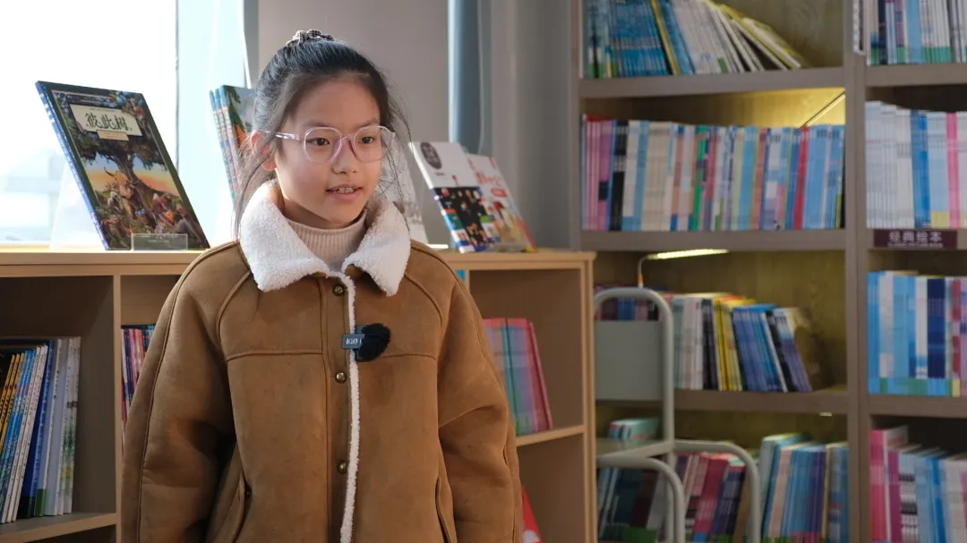 采访 学生 井博苒.jpg