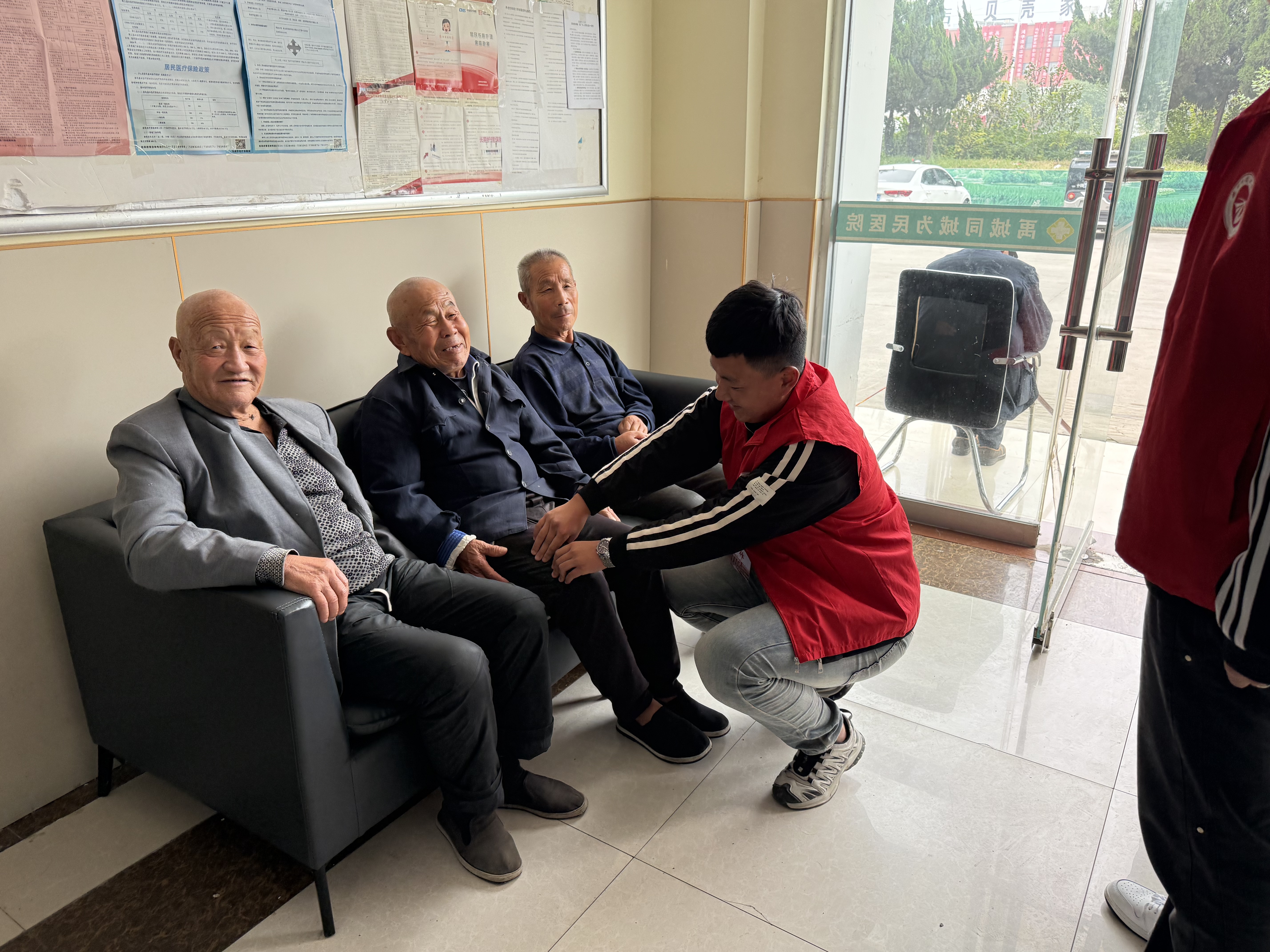 微信图片_2025-10-23_094004_694