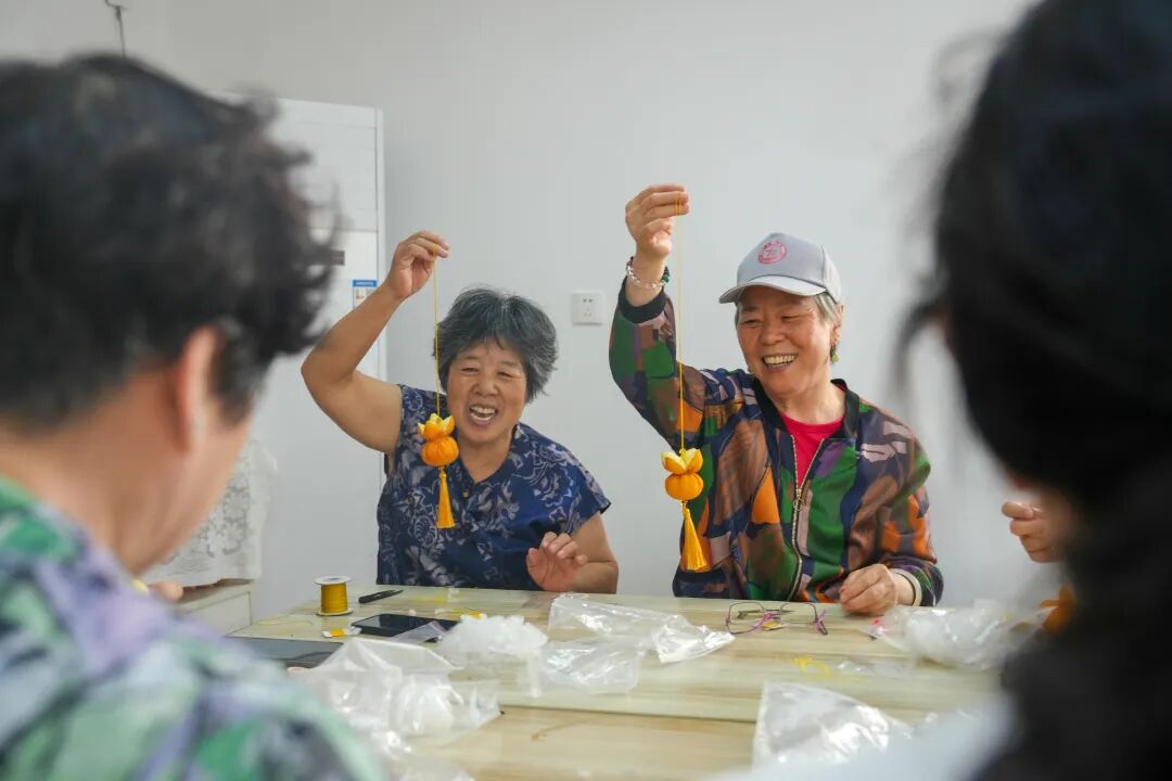 做手工.jpg