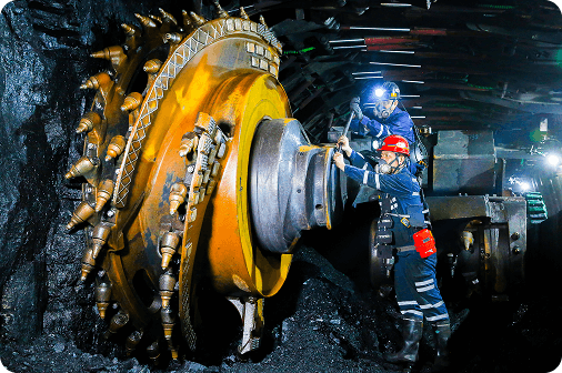 “深部煤炭数智化高效开采成套技术与工程应用”