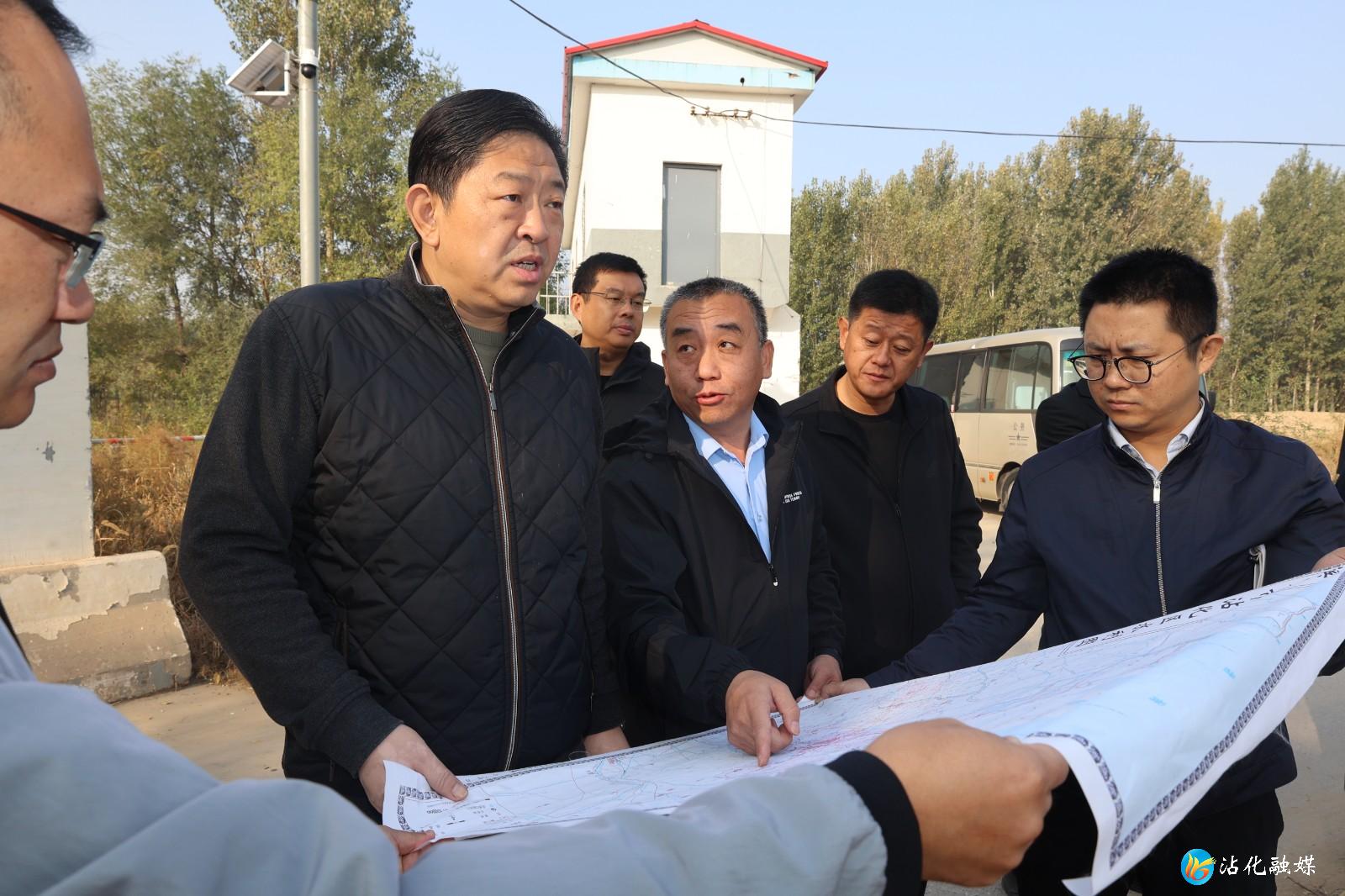 沾化区人民政府 政务要闻 袁志勇调研全区"三秋"生产,抗旱,应急调水等