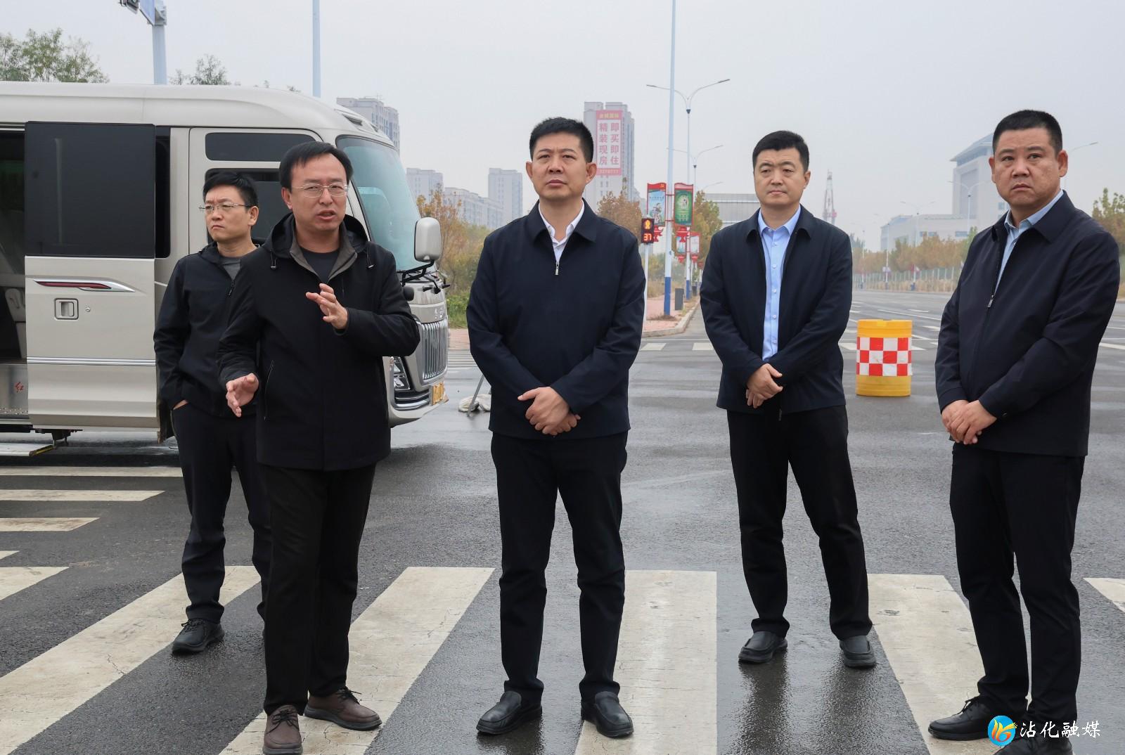 赵东调研市政道路建设情况