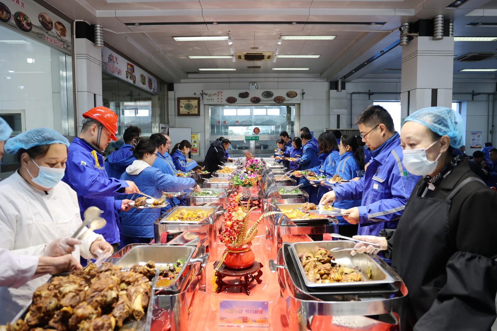 職工餐廳自助餐