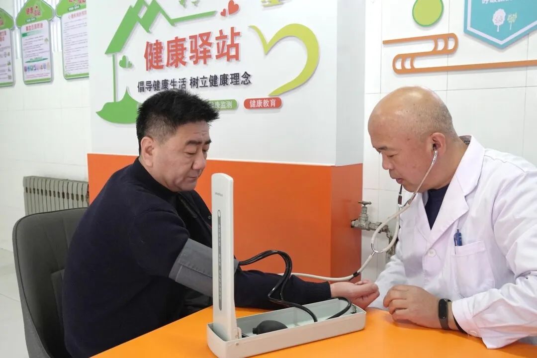 3.健康守护“精准化”筑牢职工“防护网”.jpg