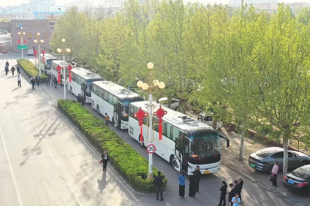 组图000 (2).jpg