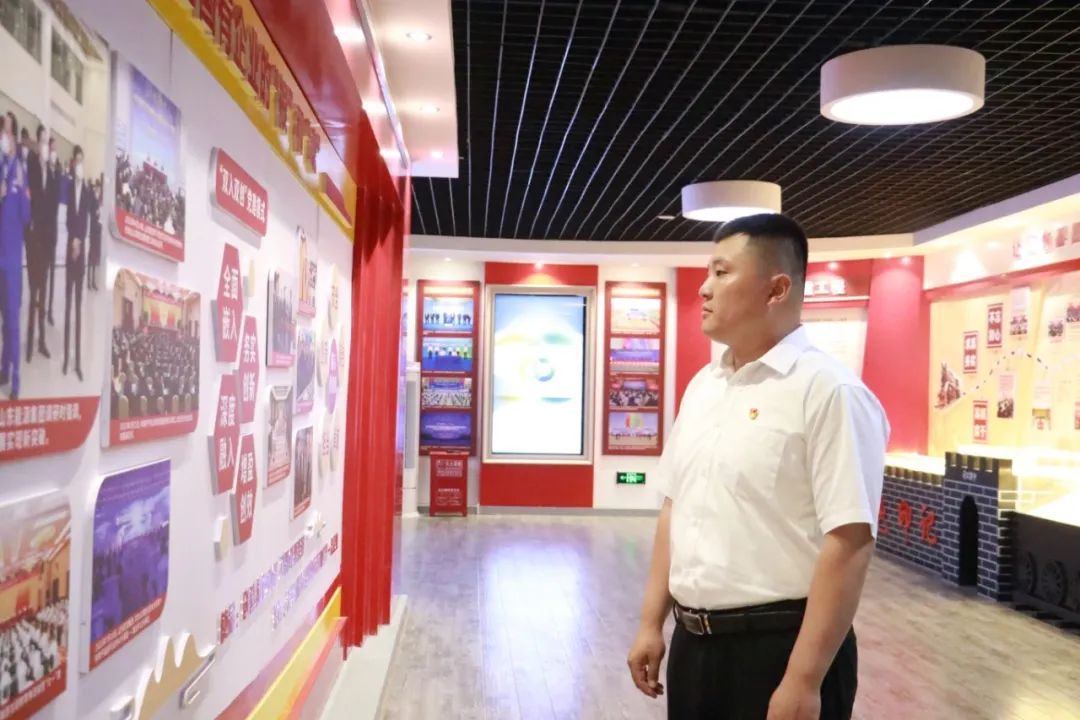 韩冬冬.JPG